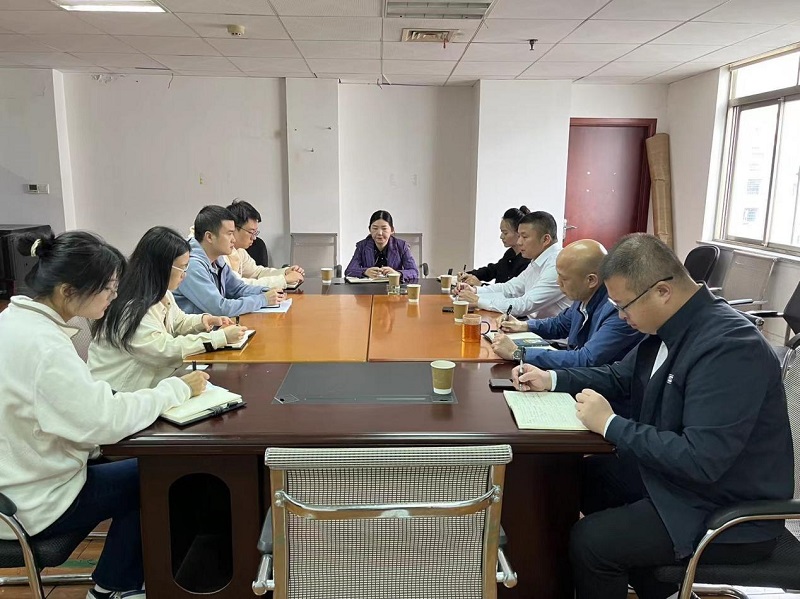 原生國貿公司召開新員工座談會